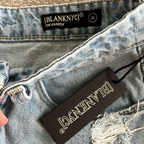 NWT‎ BlankNYC Vintage High-Rise Short - Sz 26 - Picture 2 of 4